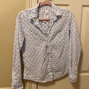 FRANK & EILEEN
Barry SHIRT IN BLUE STRIPE/MINI NAVY HEARTS
 XS